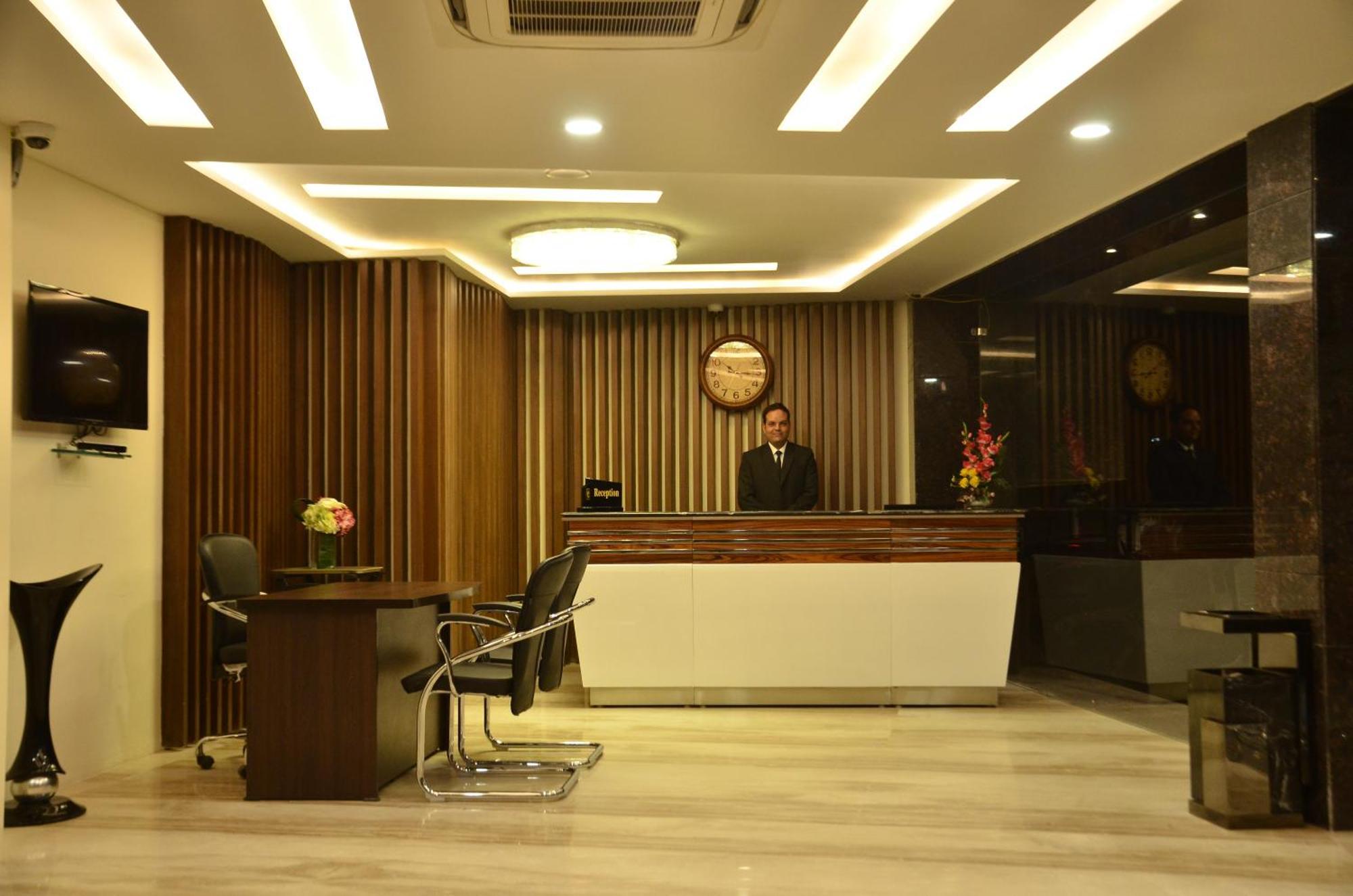Hotel The Ved Mantra Gwalior Exterior foto